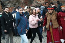 Spotkanie wielkanocne studentów programu Erasmus w ruinach zamku krzyżackiego (12.04.2019) [fot. Andrzej Romański]