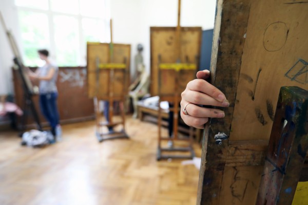 Egzaminy praktyczne na Wydziale Sztuk Pięknych (9.07.2019) [fot. Andrzej Romański]