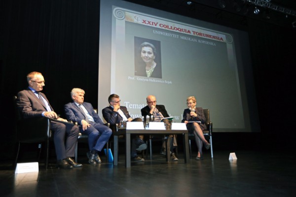 Colloquia Torunensia (Od Nowa 8.11.2019, Dwór Artusa 9.11.2019) [fot. Andrzej Romański, Sandra Latarska]