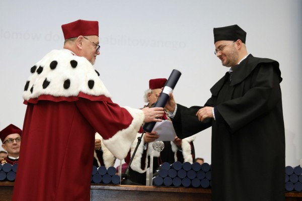 więto Uniwersytetu - doktoraty i habilitacje (Aula UMK, 19.02.2020) [fot. Andrzej Romański]