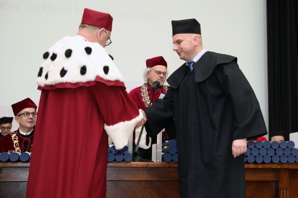 więto Uniwersytetu - doktoraty i habilitacje (Aula UMK, 19.02.2020) [fot. Andrzej Romański]