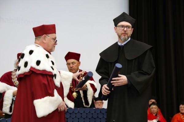 więto Uniwersytetu - doktoraty i habilitacje (Aula UMK, 19.02.2020) [fot. Andrzej Romański]