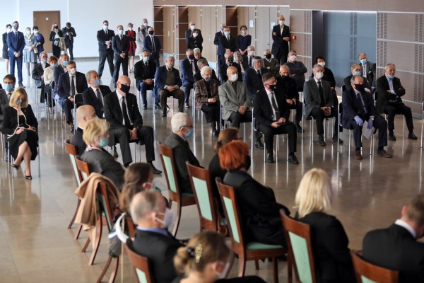 Uroczystości pogrzebowe prof. Mariana Filara (Aula UMK, 5.06.2020) [fot. Andrzej Romański]