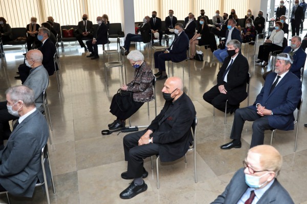 Uroczystości pogrzebowe prof. Mariana Filara (Aula UMK, 5.06.2020) [fot. Andrzej Romański]