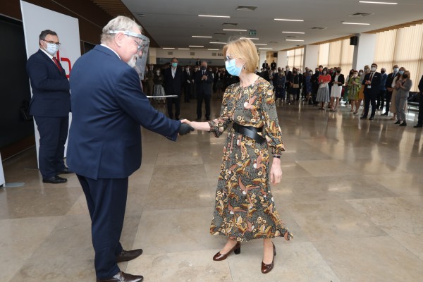 Nagrody dla pracowników naukowych (Aula UMK, 24.06.2020) [fot. Andrzej Romański]