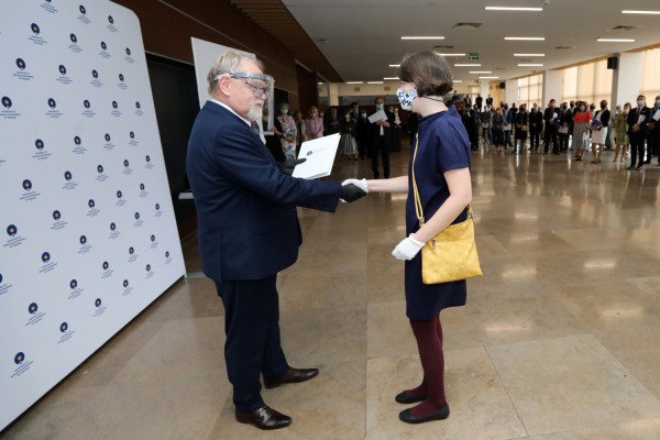 Nagrody dla pracowników naukowych (Aula UMK, 24.06.2020) [fot. Andrzej Romański]