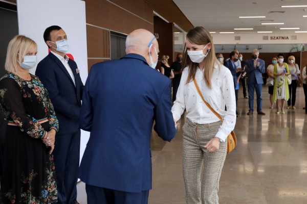 Nagrody Rektora UMK dla pracowników administracji (Aula UMK, 23.06.2020) [fot. Andrzej Romański]