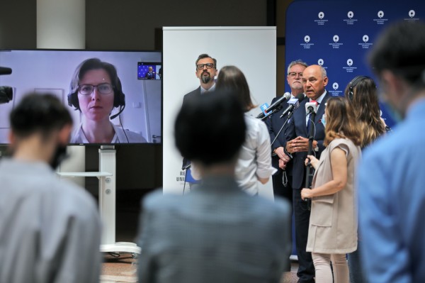 UMK pełnoprawnym członkiem YUFE - konferencja prasowa (Collegium Humanisticum, 2.07.2020) [fot. Andrzej Romański]