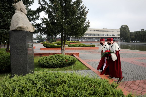Inauguracja roku akademickiego 2020/2021 (1.10.2020) [fot. Andrzej Romański]