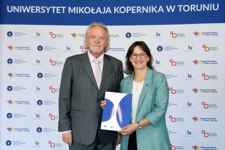 Kliknij, aby powiększyć zdjęcie.