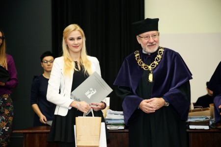 Click to zoom the picture.