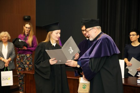 Click to zoom the picture.