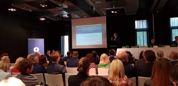 Click to zoom the picture.