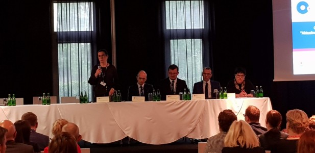 Click to zoom the picture.