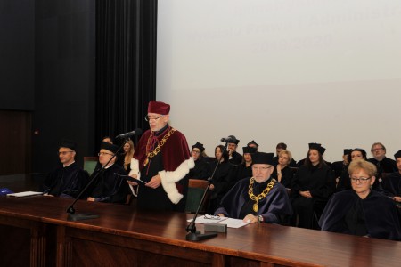 Click to zoom the picture.