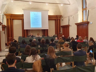 Click to zoom the picture.