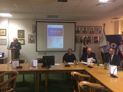 Click to zoom the picture.