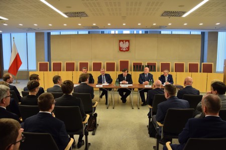 Click to zoom the picture.