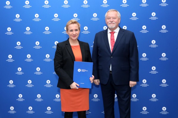 Kliknij, aby powiększyć zdjęcie.