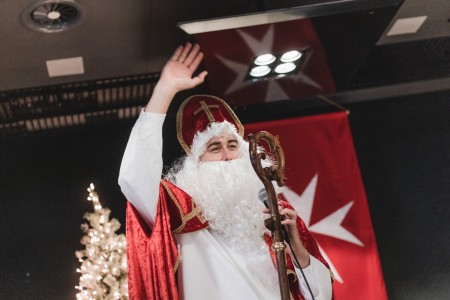 Click to zoom the picture.