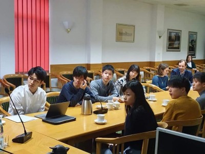 Click to zoom the picture.