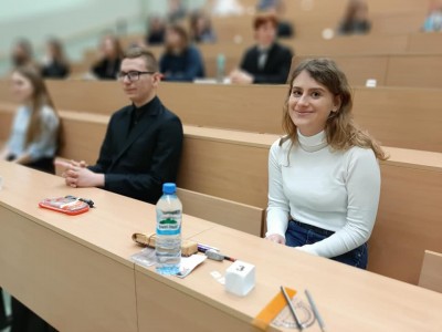 Click to zoom the picture.