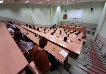 Click to zoom the picture.