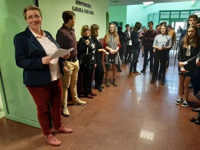 Click to zoom the picture.