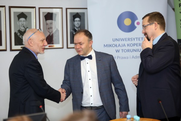 Click to zoom the picture.