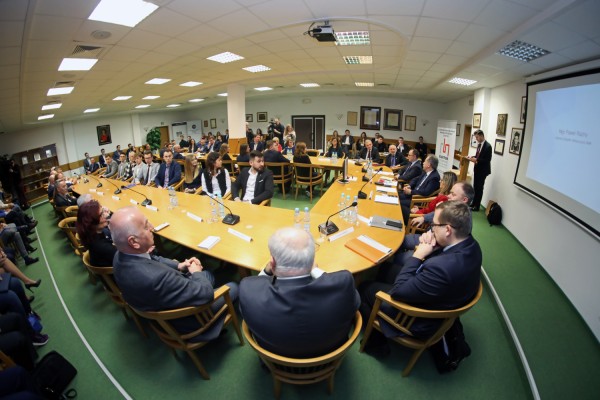 Click to zoom the picture.