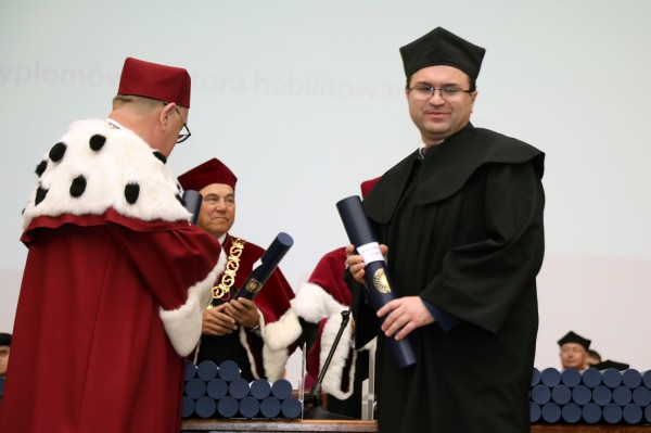 Kliknij, aby powiększyć zdjęcie.