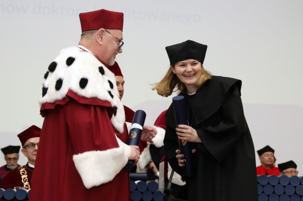 Kliknij, aby powiększyć zdjęcie.