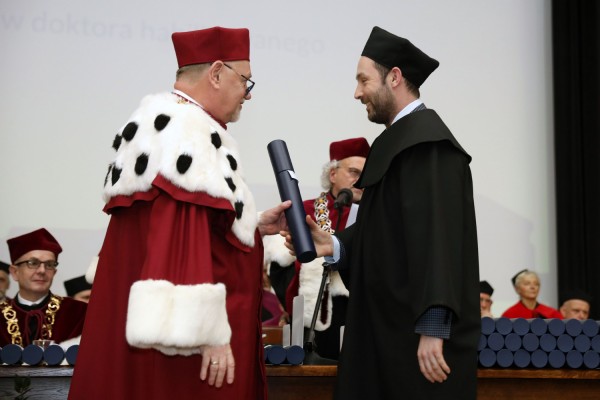 Kliknij, aby powiększyć zdjęcie.