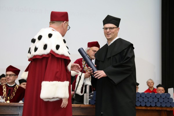 Kliknij, aby powiększyć zdjęcie.