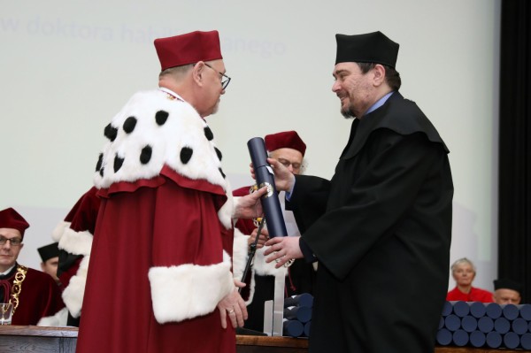 Kliknij, aby powiększyć zdjęcie.