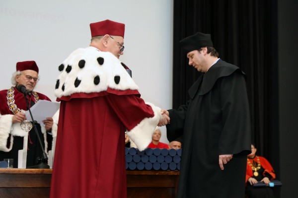 Kliknij, aby powiększyć zdjęcie.