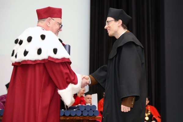 Kliknij, aby powiększyć zdjęcie.