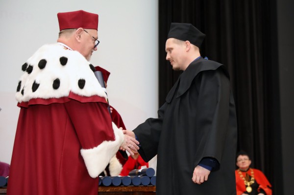 Kliknij, aby powiększyć zdjęcie.