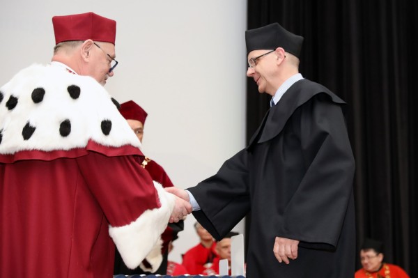 Kliknij, aby powiększyć zdjęcie.