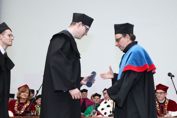 Kliknij, aby powiększyć zdjęcie.