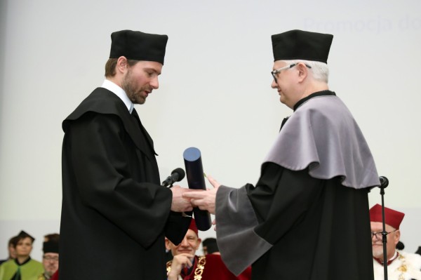 Kliknij, aby powiększyć zdjęcie.