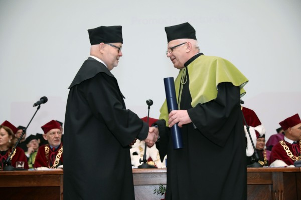 Kliknij, aby powiększyć zdjęcie.