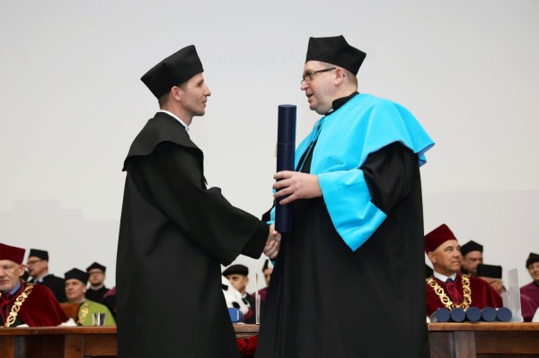 Kliknij, aby powiększyć zdjęcie.