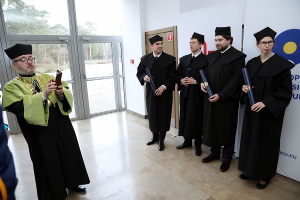 Kliknij, aby powiększyć zdjęcie.