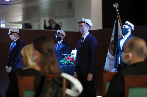 Kliknij, aby powiększyć zdjęcie.