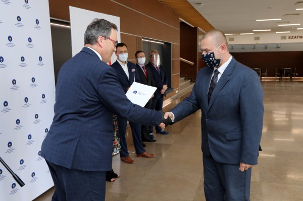 Kliknij, aby powiększyć zdjęcie.