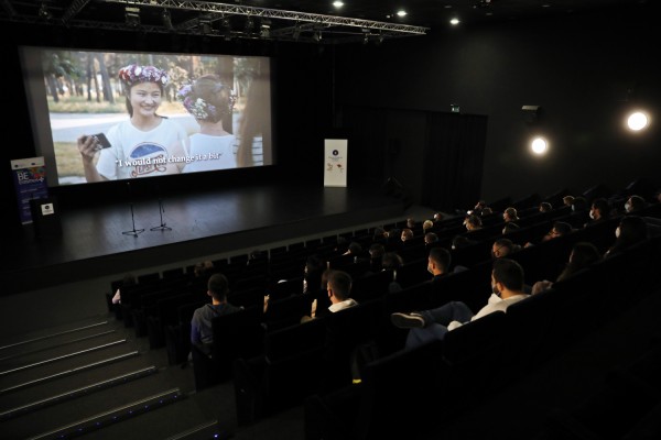 Click to zoom the picture.