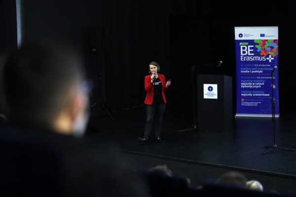 Click to zoom the picture.