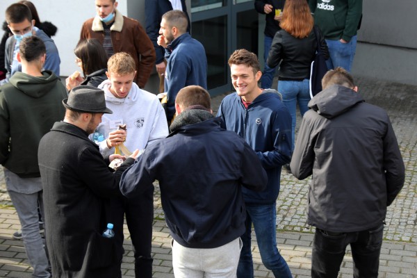 Click to zoom the picture.