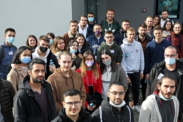 Click to zoom the picture.